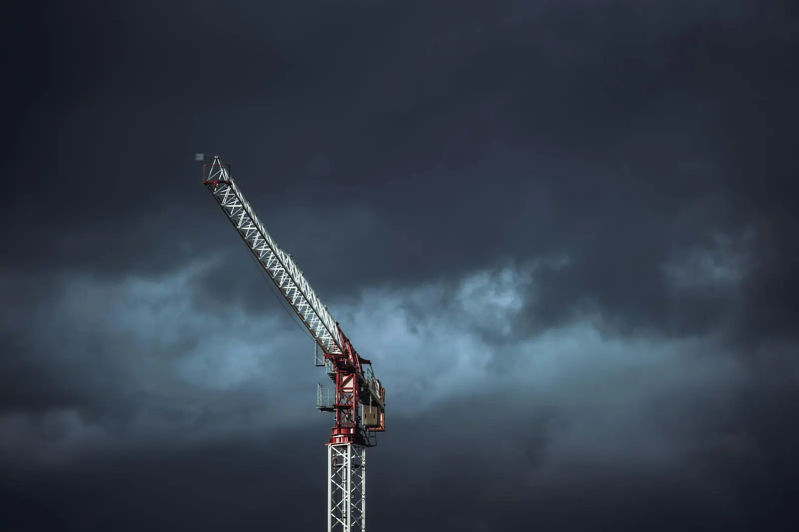 Flat Top Crane